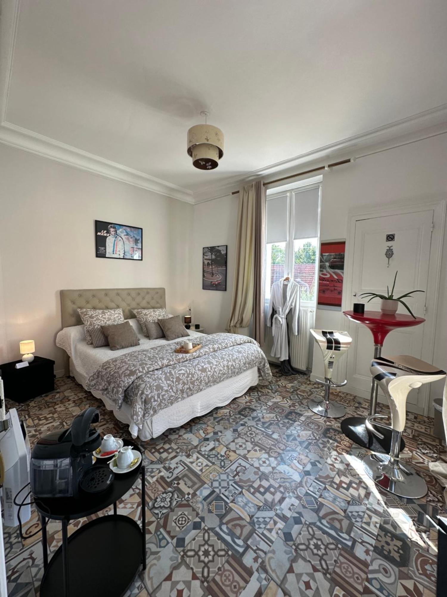 KVS concept Ecommoy Bed and Breakfast Eksteriør billede